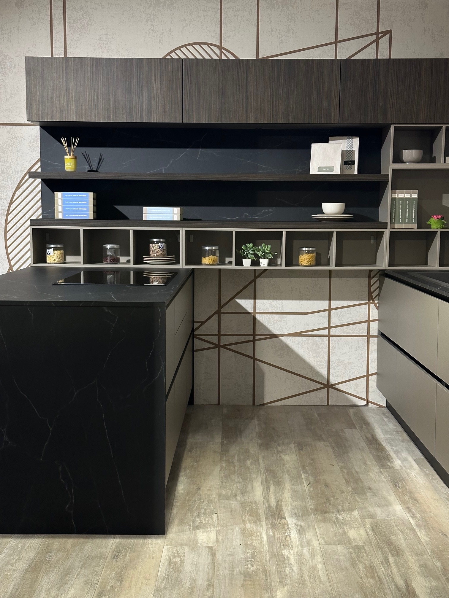 Showroom Gardini